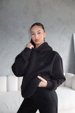 Lade das Bild in den Galerie-Viewer, Butterfly Hoodie - Black Purple