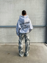 Lade das Bild in den Galerie-Viewer, Ghost Hoodie - Light Grey