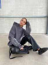 Lade das Bild in den Galerie-Viewer, Ghost Hoodie - Dark Grey