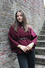 Afbeelding in Gallery-weergave laden, Elsa Poncho met Centuur - Bordeaux
