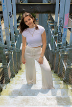 Lade das Bild in den Galerie-Viewer, Silk Pants Beige
