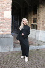 Afbeelding in Gallery-weergave laden, Livia Dress - Black
