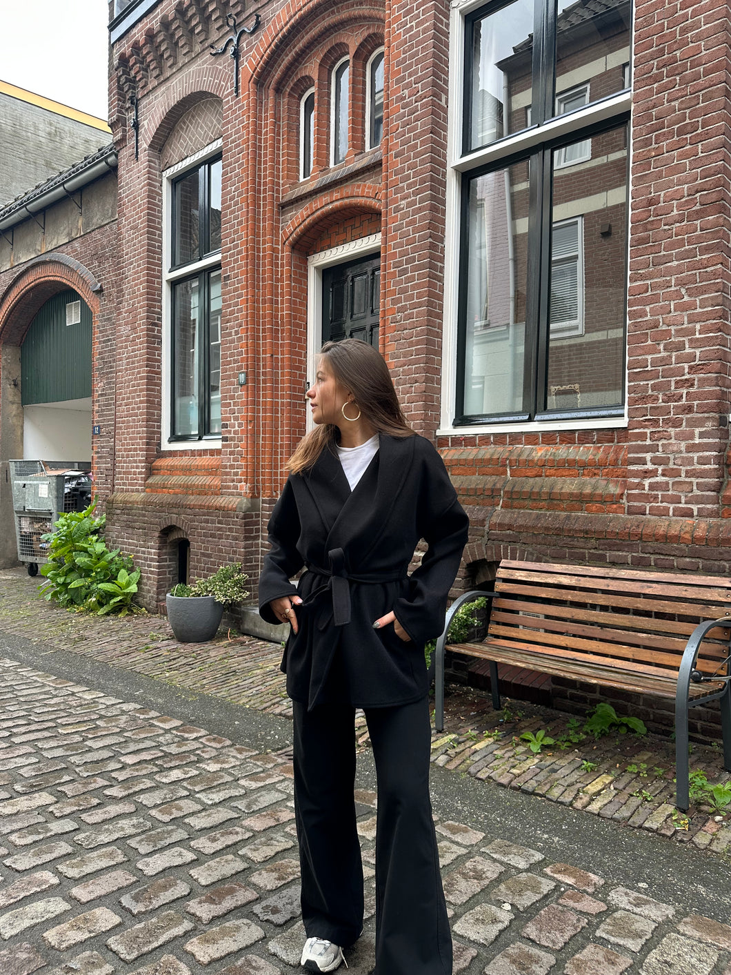 Mia Coat - Black