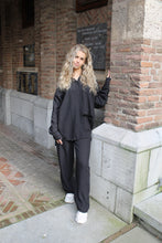 Afbeelding in Gallery-weergave laden, Twin Set - Black
