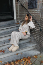 Lade das Bild in den Galerie-Viewer, Twinset - Beige
