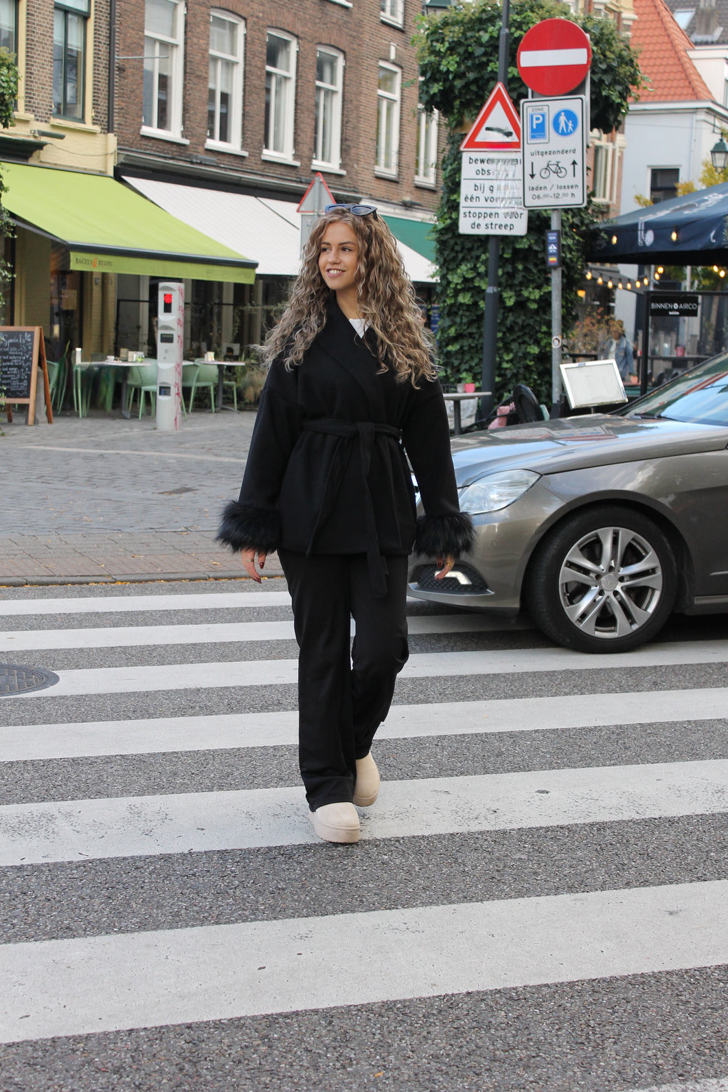 Boujee Jacket with Fake Fur - Black