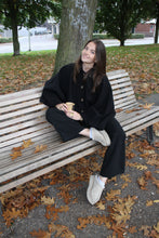 Afbeelding in Gallery-weergave laden, Belle Poncho - Black
